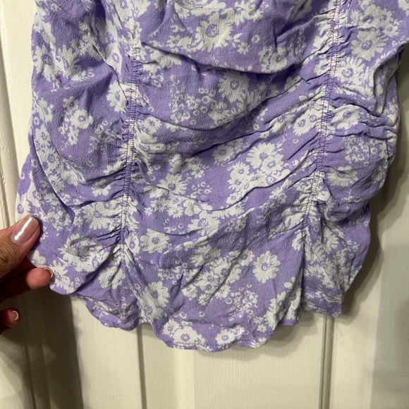 ASTR Ruched Floral Cami in Lavendar Daisy SZ S - Picture 8 of 9